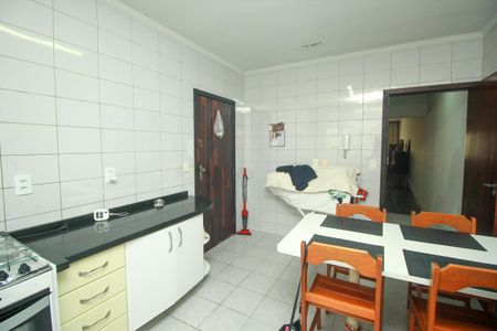 Casa à venda com 172m², 3 quartos e 4 vagasCozinha