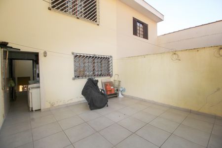Casa à venda com 172m², 3 quartos e 4 vagasQuintal