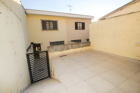 Casa à venda com 172m², 3 quartos e 4 vagasQuintal
