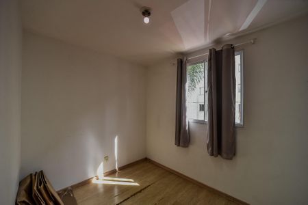 Quarto de apartamento à venda com 2 quartos, 46m² em Costa E Silva, Porto Alegre