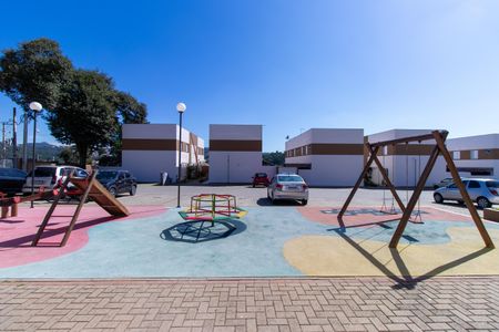 Casa de condomínio para alugar com 59m², 2 quartos e 1 vagaÁrea comum - Playground