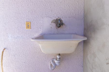 Casa de condomínio para alugar com 59m², 2 quartos e 1 vagaÁrea de Serviço