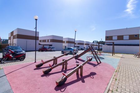 Casa de condomínio para alugar com 59m², 2 quartos e 1 vagaÁrea comum - Playground