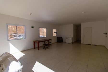 Casa de condomínio para alugar com 59m², 2 quartos e 1 vagaÁrea comum - Salão de festas