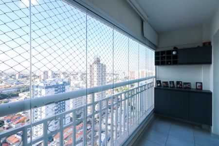 Apartamento à venda com 60m², 2 quartos e 2 vagasVaranda