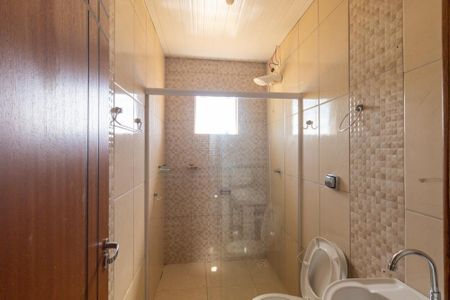 Casa para alugar com 140m², 3 quartos e 1 vaga Casa para alugar com 140m², 3 quartos e 1 vagaBanheiro Social