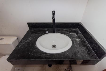 Apartamento para alugar com 40m², 2 quartos e sem vagaBanheiro