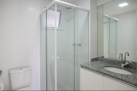 Apartamento para alugar com 70m², 3 quartos e 2 vagasBanheiro Social