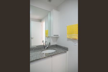 Apartamento para alugar com 70m², 3 quartos e 2 vagasBanheiro Social