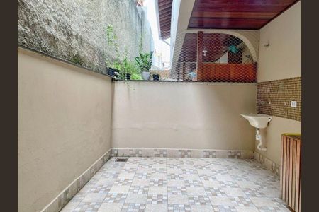 Casa de condomínio para alugar com 90m², 2 quartos e 1 vagaQuarto