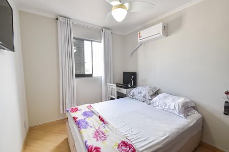 Apartamento à venda com 64m², 3 quartos e 2 vagasQuarto 1