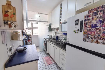 Apartamento à venda com 64m², 3 quartos e 2 vagasCozinha