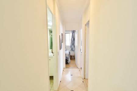 Apartamento à venda com 64m², 3 quartos e 2 vagasCorredor