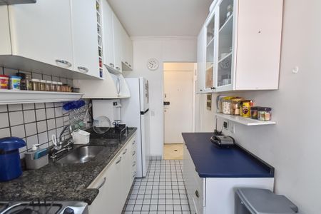 Apartamento à venda com 64m², 3 quartos e 2 vagasCozinha