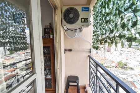 Apartamento à venda com 64m², 3 quartos e 2 vagasVaranda