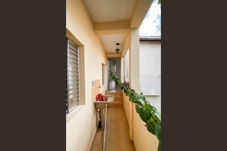 Casa para alugar com 60m², 2 quartos e 1 vagaÁrea de Serviço