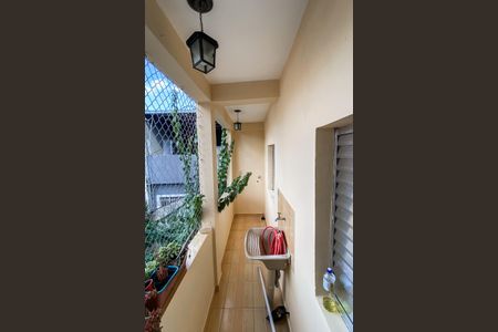 Casa para alugar com 60m², 2 quartos e 1 vagaÁrea de Serviço