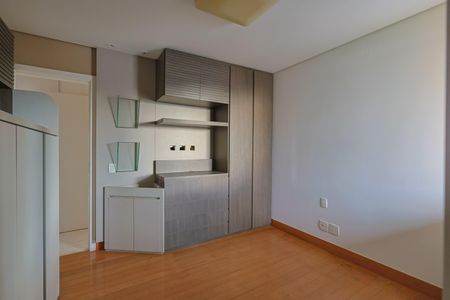 Apartamento à venda com 4 quartos, 144m² em Vale do Sereno, Nova Lima