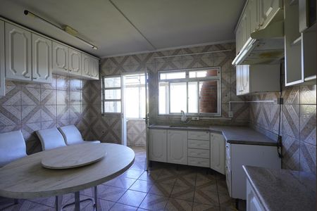 Apartamento à venda com 143m², 4 quartos e 1 vagaCozinha