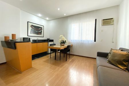 Sala de apartamento para alugar com 1 quarto, 49m² em Funcionários, Belo Horizonte