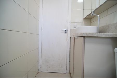 Casa à venda com 40m², 2 quartos e 2 vagasBanheiro