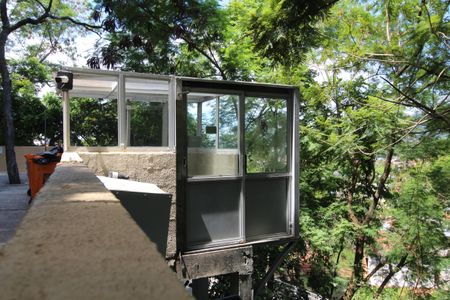 Apartamento para alugar com 52m², 2 quartos e sem vagaÁrea comum - Elevador