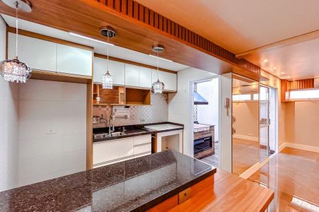 Casa de condomínio à venda com 83m², 2 quartos e 2 vagasCozinha