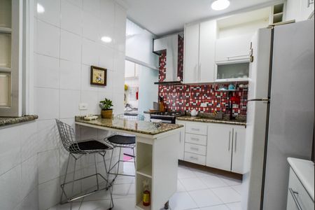Apartamento à venda com 90m², 3 quartos e 2 vagasCozinha e Área de Serviço