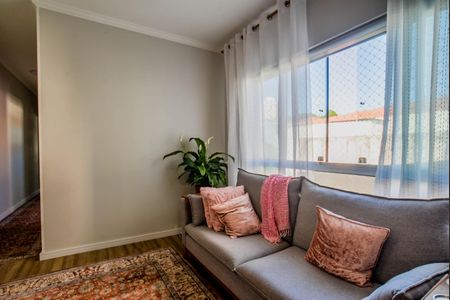 Sala de apartamento à venda com 3 quartos, 90m² em Vila Scarpelli, Santo André