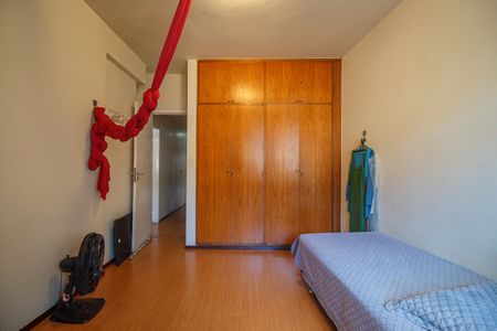 Apartamento à venda com 120m², 4 quartos e 2 vagas Apartamento à venda com 120m², 4 quartos e 2 vagasQuarto 4