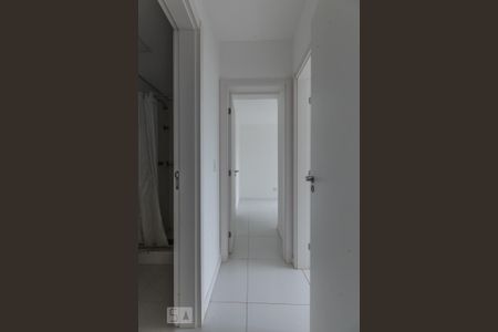 Corredor de apartamento para alugar com 2 quartos, 55m² em Floresta, Porto Alegre