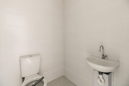 Banheiro  de kitnet/studio para alugar com 1 quarto, 32m² em Tatuapé, São Paulo