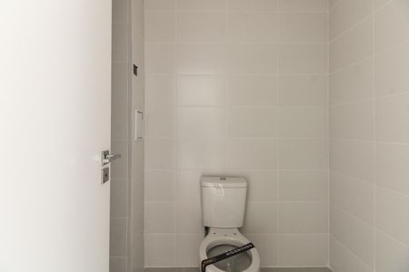 Banheiro  de kitnet/studio para alugar com 1 quarto, 32m² em Tatuapé, São Paulo