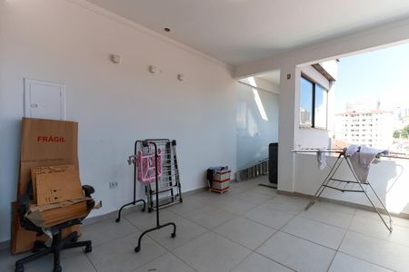 Casa para alugar com 280m², 3 quartos e 5 vagasVaranda da suíte 1