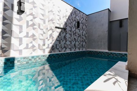 Casa para alugar com 280m², 3 quartos e 5 vagasPiscina