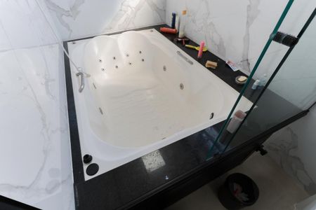 Casa para alugar com 280m², 3 quartos e 5 vagasBanheiro da suíte 1