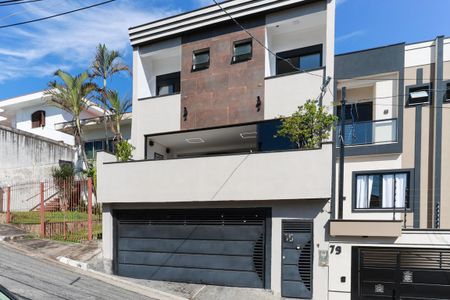 Casa para alugar com 280m², 3 quartos e 5 vagasFachada