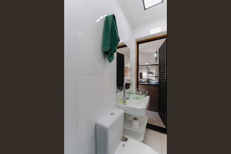 Casa para alugar com 280m², 3 quartos e 5 vagasBanheiro da piscina