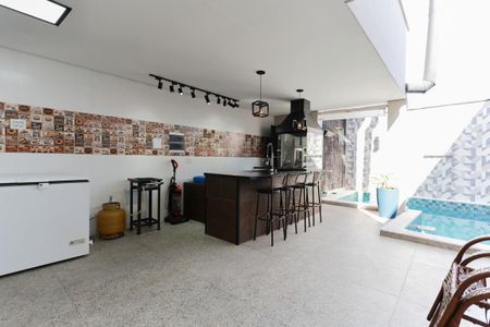 Casa para alugar com 280m², 3 quartos e 5 vagasQuintal e churrasqueira