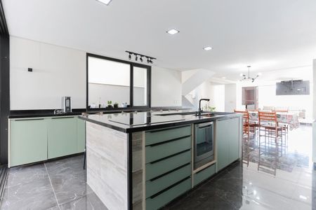 Casa para alugar com 280m², 3 quartos e 5 vagasCozinha