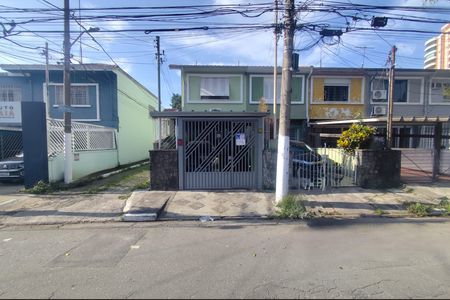 Casa para alugar com 170m², 2 quartos e 1 vagaFachada