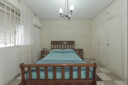 Casa para alugar com 170m², 2 quartos e 1 vagaQuarto 1