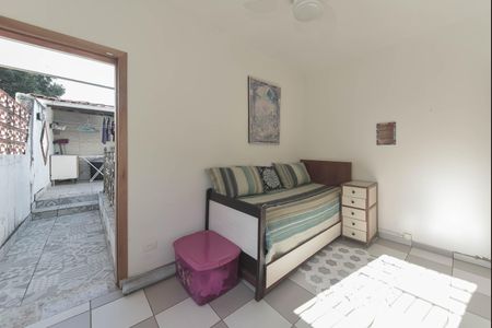 Casa para alugar com 170m², 2 quartos e 1 vagaQuarto 2