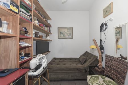 Casa para alugar com 170m², 2 quartos e 1 vagaEscritorio