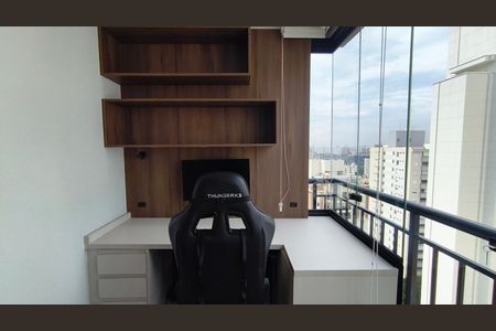 Apartamento para alugar com 34m², 1 quarto e 1 vagaVaranda