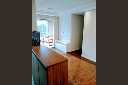 Sala de apartamento para alugar com 2 quartos, 49m² em Lageadinho, Cotia