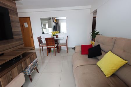 Apartamento para alugar com 57m², 2 quartos e 1 vagaSala