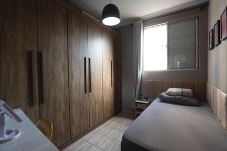 Apartamento à venda com 58m², 2 quartos e 1 vagaQuarto 2