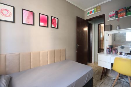 Apartamento à venda com 58m², 2 quartos e 1 vagaQuarto 2