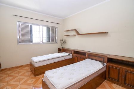 Casa à venda com 125m², 2 quartos e 2 vagas Casa à venda com 125m², 2 quartos e 2 vagasQuarto 1